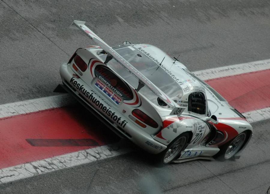  Dodge Viper GTS-R 1996 года  (фото 13 из 31)